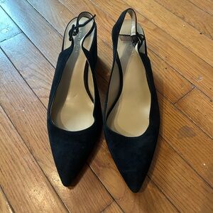 Ann Taylor black slingback pumps